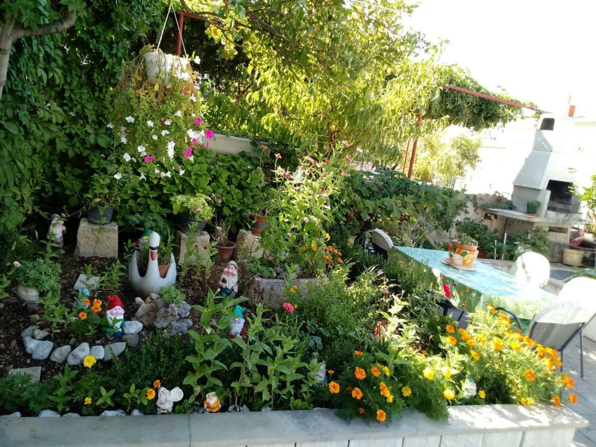 Apartments Centar - Mirjana มาคาร์สกา ภายนอก รูปภาพ