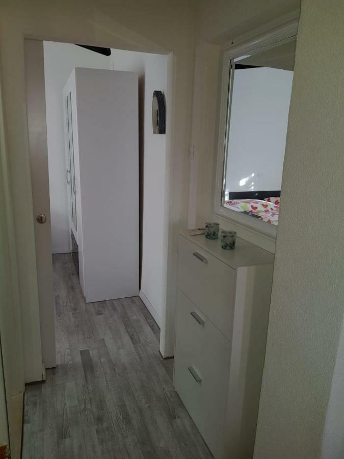 Apartments Centar - Mirjana มาคาร์สกา ภายนอก รูปภาพ