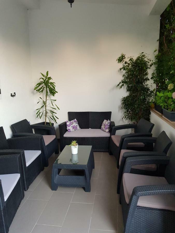Apartments Centar - Mirjana มาคาร์สกา ภายนอก รูปภาพ