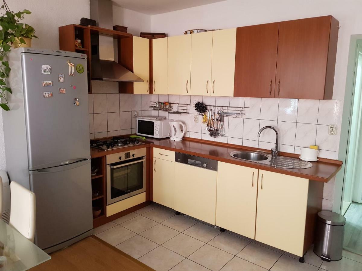 Apartments Centar - Mirjana มาคาร์สกา ภายนอก รูปภาพ