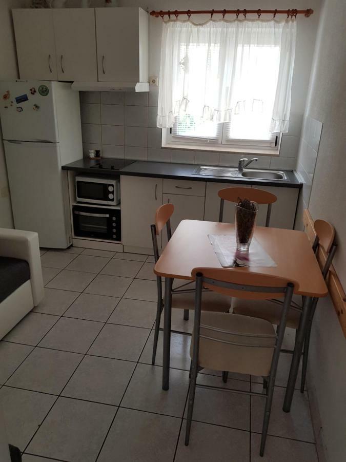 Apartments Centar - Mirjana มาคาร์สกา ภายนอก รูปภาพ