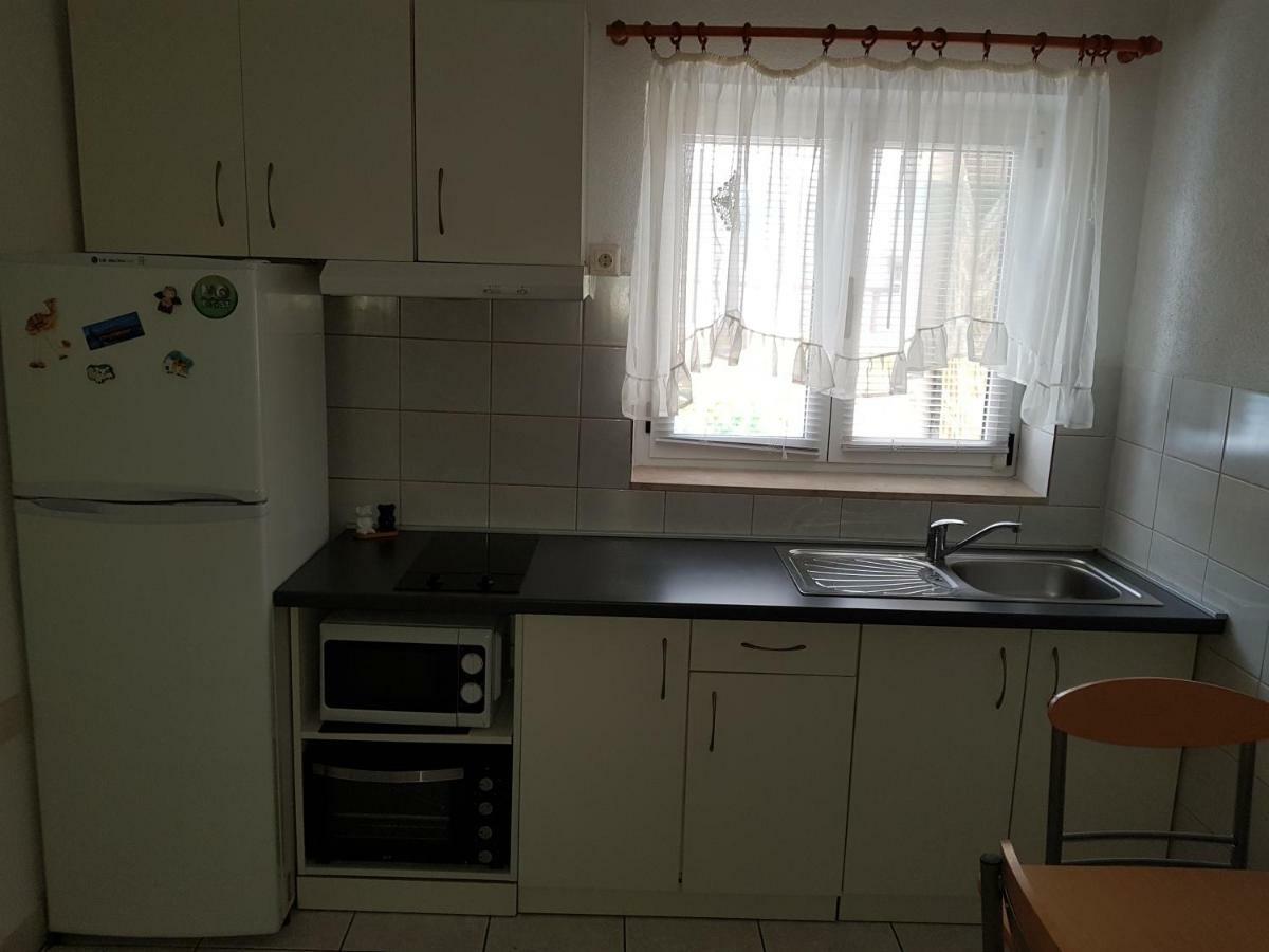 Apartments Centar - Mirjana มาคาร์สกา ภายนอก รูปภาพ